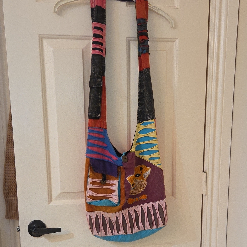 Multicolor Artistic Shoulder Bag With Pockets